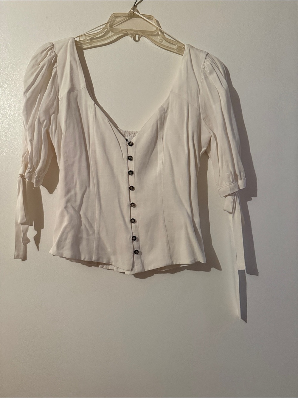Socialite Cream Button-Front Puff Sleeve Blouse